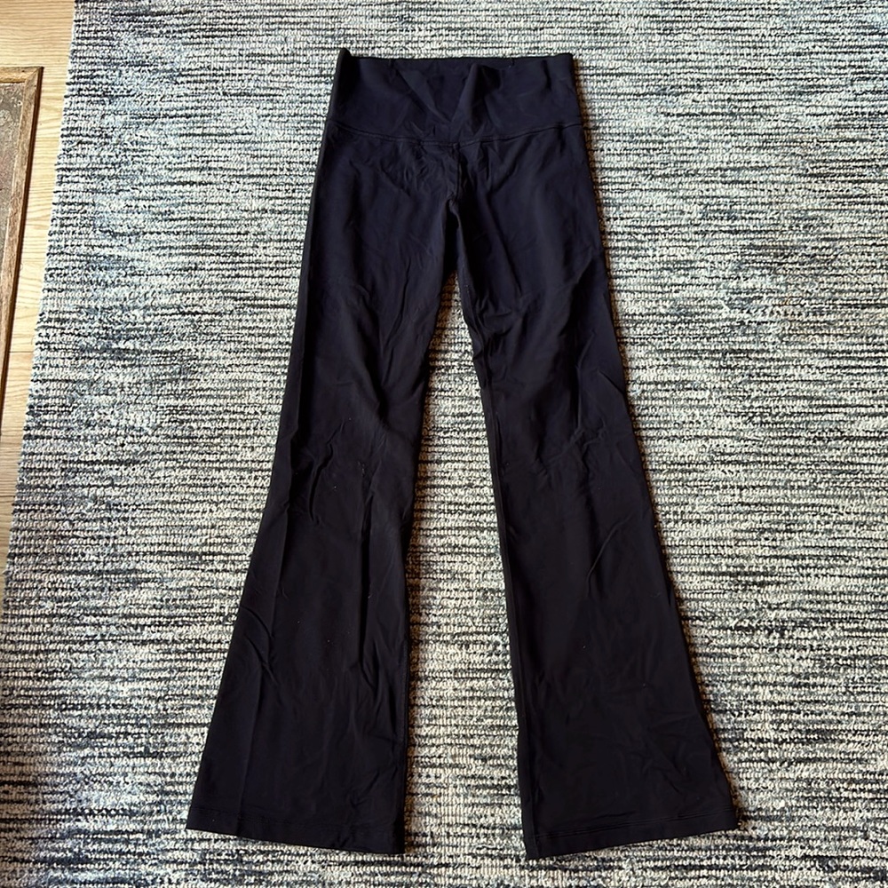 Old lululemon groove pant